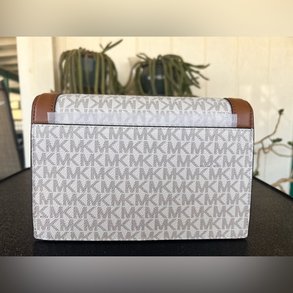 69. Michael Kors JET SET Small Full Flap Chain Crossbody - Picture 5 of 8